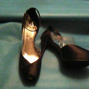 Ladies 4 inch heel